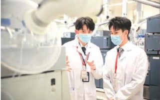 一份高校毕业生“职场指南” 一份高校毕业生“职场指南”