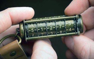u盘怎么给文件设置密码-(如何给U盘文件设置密码)
