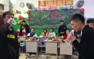 怎么用表情包挣钱？能赚多少钱？（128）