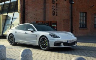 保时捷帕拉梅拉Panamera S E-Hybrid高压紧急断电如何操作