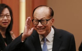 李嘉诚为何去外国投资？他曾亲口说，是为了让国人有向外发展机会
