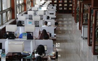 2023年考研新现象：“带人背书”成新生意，自习室增加功能多