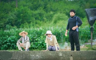 没钱却想提前退休，这些年轻人回老家，节衣缩食实现“财务自由”