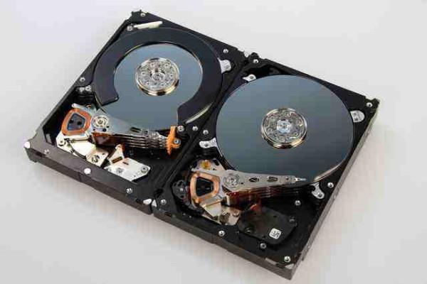 硬盘和固态硬盘的区别（如何区分固态硬盘和机械硬盘）-第2张图片-90博客网