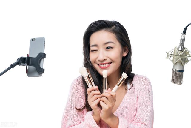 为什么小红书笔记种草要区分KOL达人和KOC素人-第1张图片-90博客网 为什么小红书笔记种草要区分KOL达人和KOC素人-第1张图片-90博客网