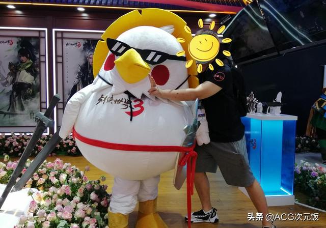 怀孕7月也要逛CJ！准妈妈还COS了洛天依，二次元从胎教开始？-第5张图片-90博客网