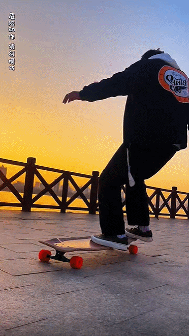 超32w人参与！教你利用话题抢占春节抖音营销流量-第7张图片-90博客网