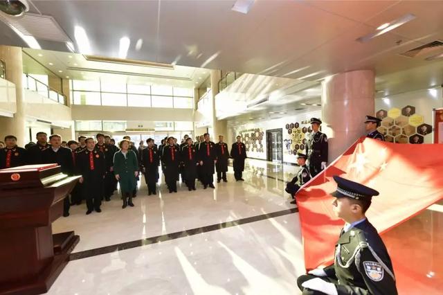 我是中华人民共和国法官，我宣誓......-第1张图片-90博客网