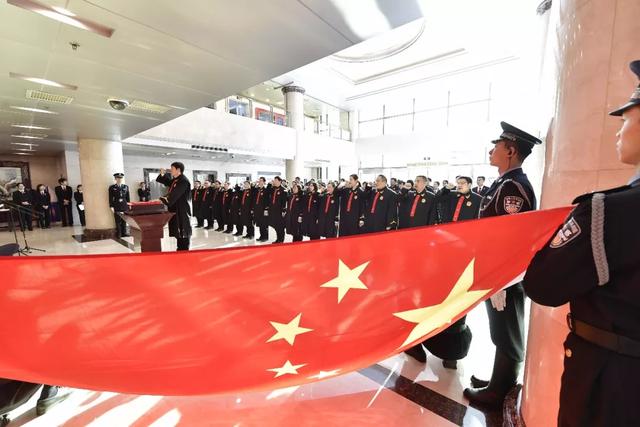 我是中华人民共和国法官，我宣誓......-第10张图片-90博客网