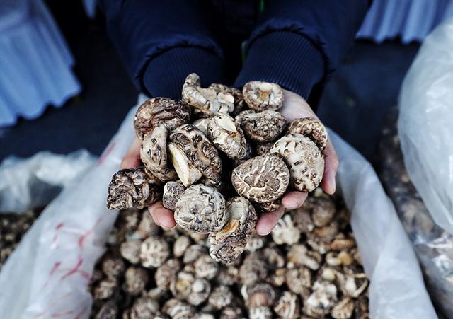 对口扶贫 特产上门 十堰市郧阳特产前门大街练摊儿-第4张图片-90博客网