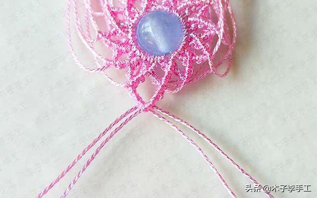 镂空香囊挂件的详细编织图解，步骤太多，保存下来慢慢看哦-第21张图片-90博客网