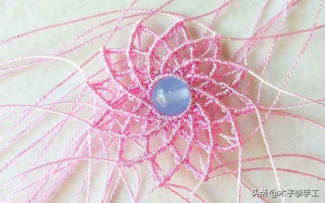 镂空香囊挂件的详细编织图解，步骤太多，保存下来慢慢看哦-第26张图片-90博客网