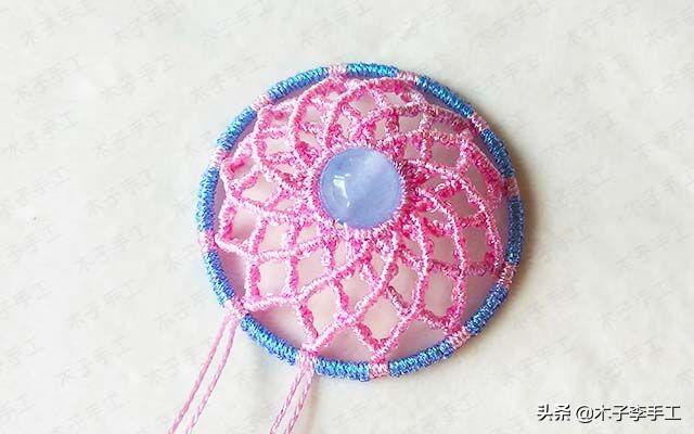 镂空香囊挂件的详细编织图解，步骤太多，保存下来慢慢看哦-第34张图片-90博客网