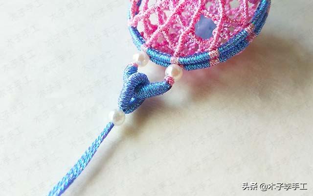 镂空香囊挂件的详细编织图解，步骤太多，保存下来慢慢看哦-第43张图片-90博客网