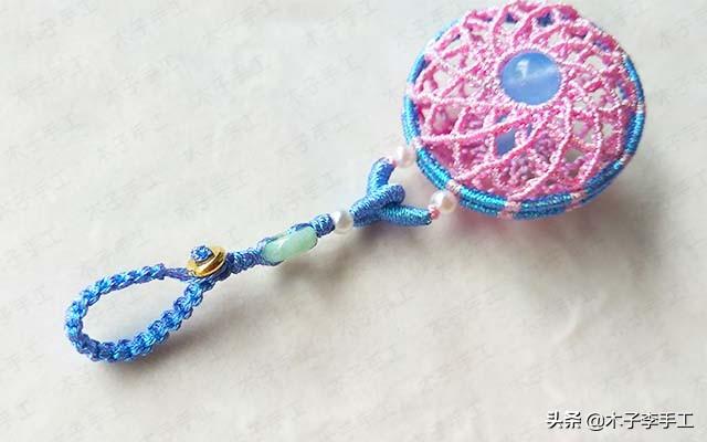 镂空香囊挂件的详细编织图解，步骤太多，保存下来慢慢看哦-第55张图片-90博客网