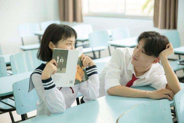 相差17岁的“母子恋”，本以为没好结果，看完女方照片后感觉赚了-第4张图片-90博客网