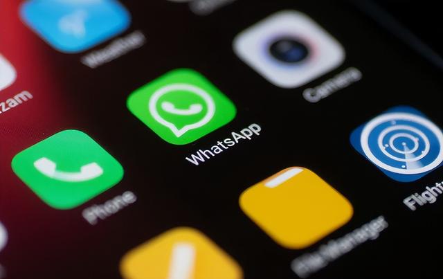 WhatsApp营销到底怎么做？学会4个功能，获客不再难-第1张图片-90博客网