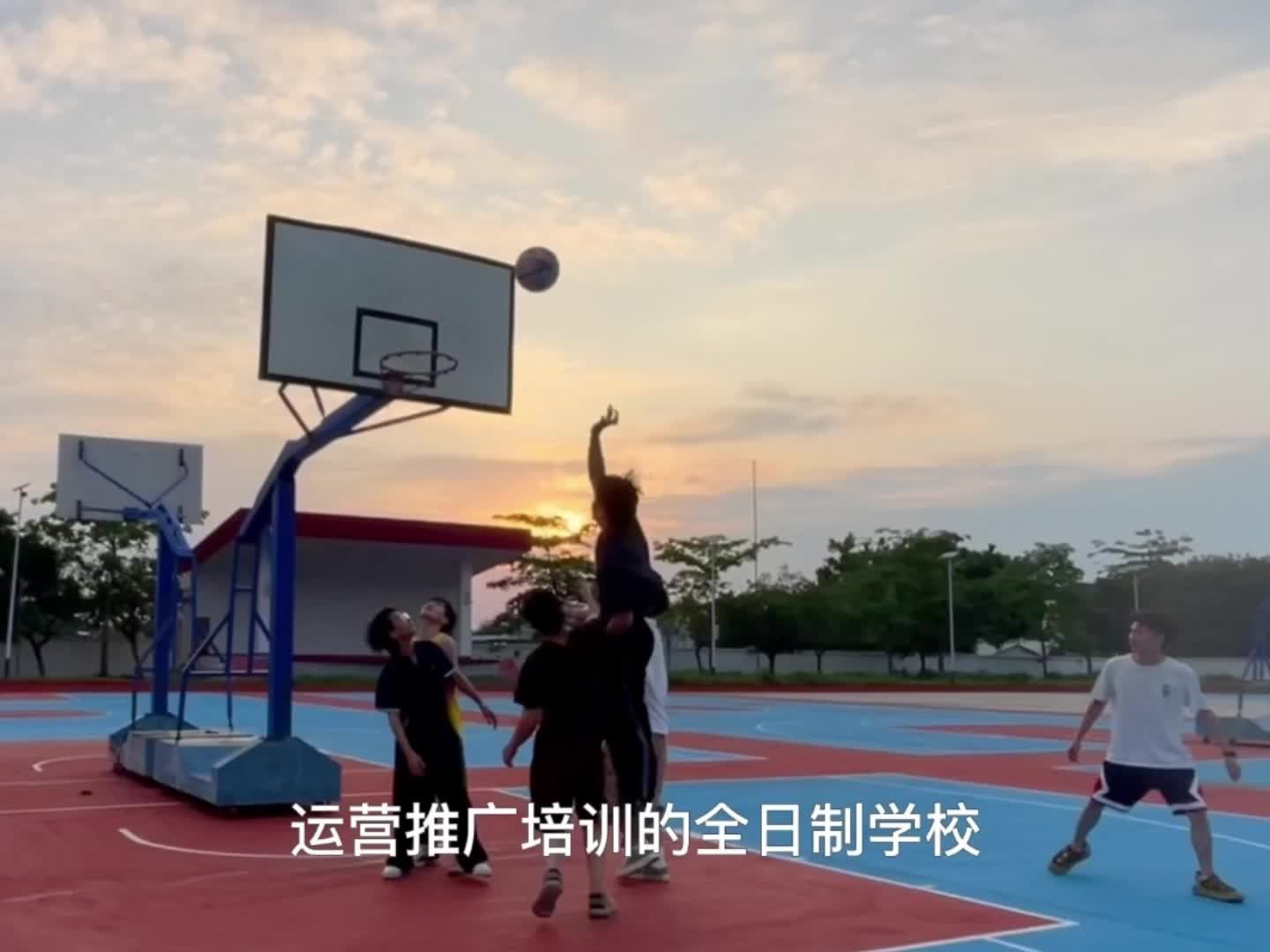 广州南沙区哪里有全媒体运营短视频运营培训班?-第1张图片-90博客网 广州南沙区哪里有全媒体运营短视频运营培训班?-第1张图片-90博客网