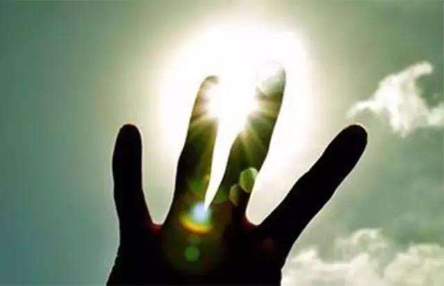 教您笔记本电脑保养注意事项-第3张图片-90博客网