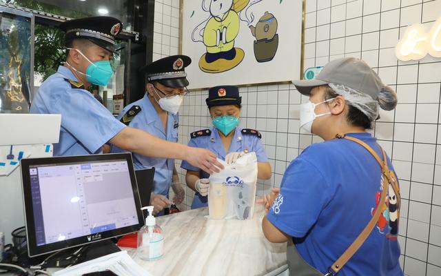 当“拍黄瓜”遇上“行政许可”，小餐饮店何去何从？|新京报专栏-第2张图片-90博客网