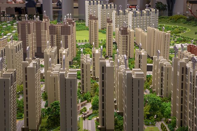 楼盘销售员谎称能“锁定房源”，诈骗购房者80余万获刑-第1张图片-90博客网