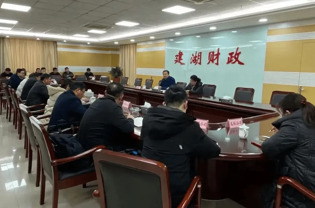 公务员“受欢迎”程度排名，税务无缘前三，公安稳坐第一把交椅-第5张图片-90博客网
