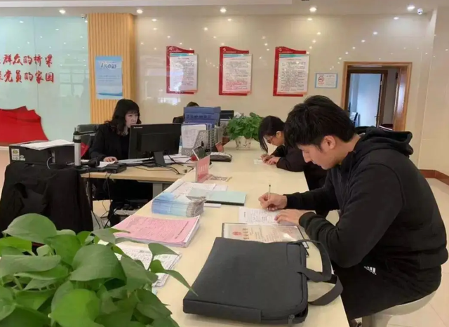 公务员“受欢迎”程度排名，税务无缘前三，公安稳坐第一把交椅-第9张图片-90博客网