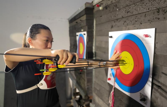 太原“80后”女孩的斜杠生活：上班是法务，工作之余是射箭冠军-第6张图片-90博客网