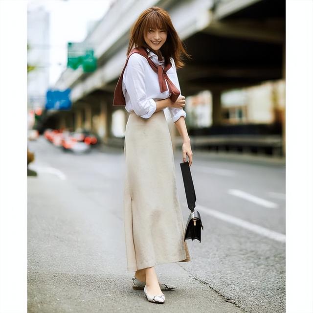 职场上班衣服不用买太多,这5组搭配cp就够,时髦大方又气质-第5张图片-90博客网 职场上班衣服不用买太多,这5组搭配cp就够,时髦大方又气质-第5张图片-90博客网