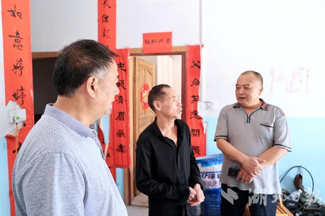 通城：第一书记变身“销售员”助力农产品找到“婆家”-第6张图片-90博客网