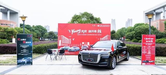 学生与企业金牌销售员同台竞技-第1张图片-90博客网