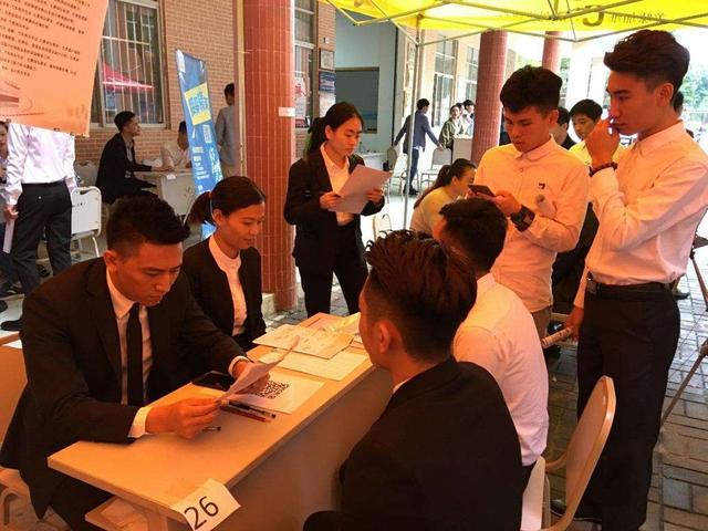 看完100个豆瓣面试吐槽贴才知道，被拒不是你差劲，是hr“心机”-第1张图片-90博客网