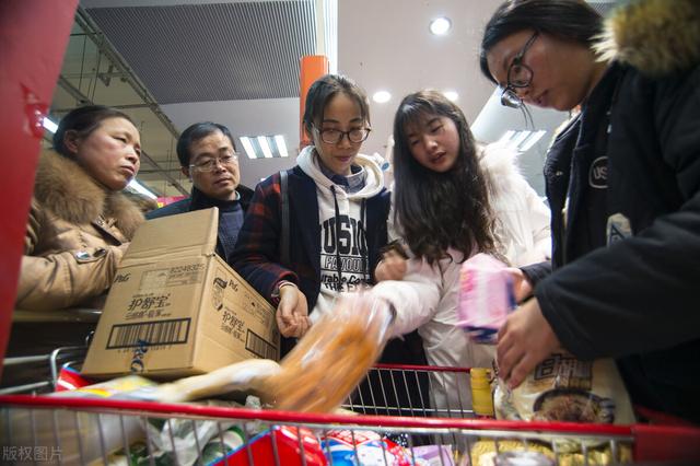 开实体店没生意，竞争对手太精？学会“社群营销”，赢在起跑线上-第3张图片-90博客网