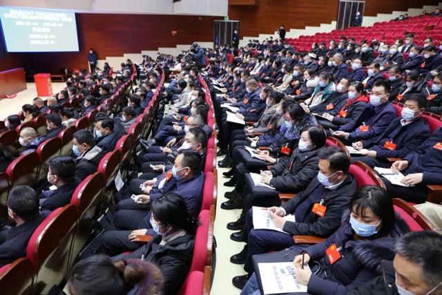 邳州市十八届人大一次会议闭幕！新一届市人大、市政府领导班子选出-第7张图片-90博客网