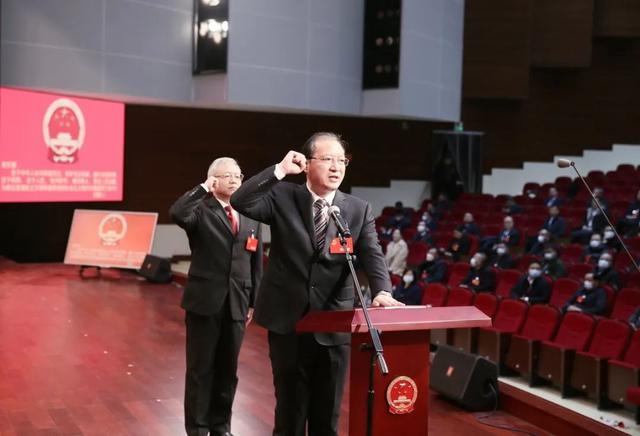 邳州市十八届人大一次会议闭幕！新一届市人大、市政府领导班子选出-第13张图片-90博客网