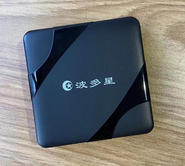 什么品牌的网络机顶盒好用，Stella推荐几款高性价比的网络机顶盒-第1张图片-90博客网
