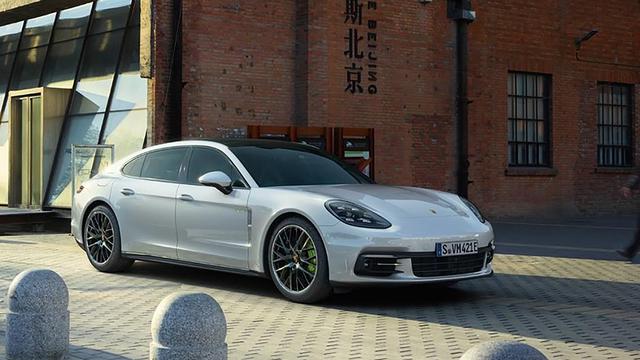 保时捷帕拉梅拉Panamera S E-Hybrid高压紧急断电如何操作-第1张图片-90博客网