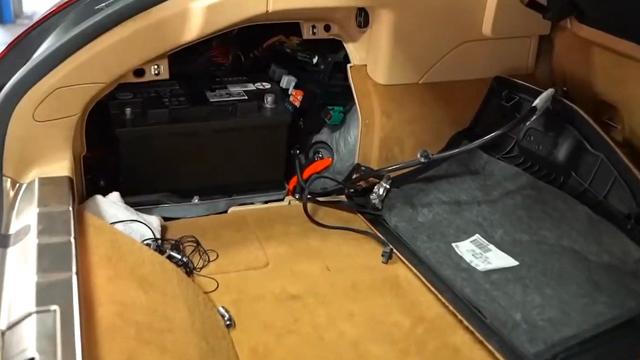 保时捷帕拉梅拉Panamera S E-Hybrid高压紧急断电如何操作-第3张图片-90博客网