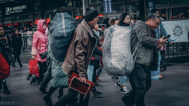 思埠吴召国：中国微商第一人，靠微商卖面膜一年用50万赚了1个亿-第6张图片-90博客网